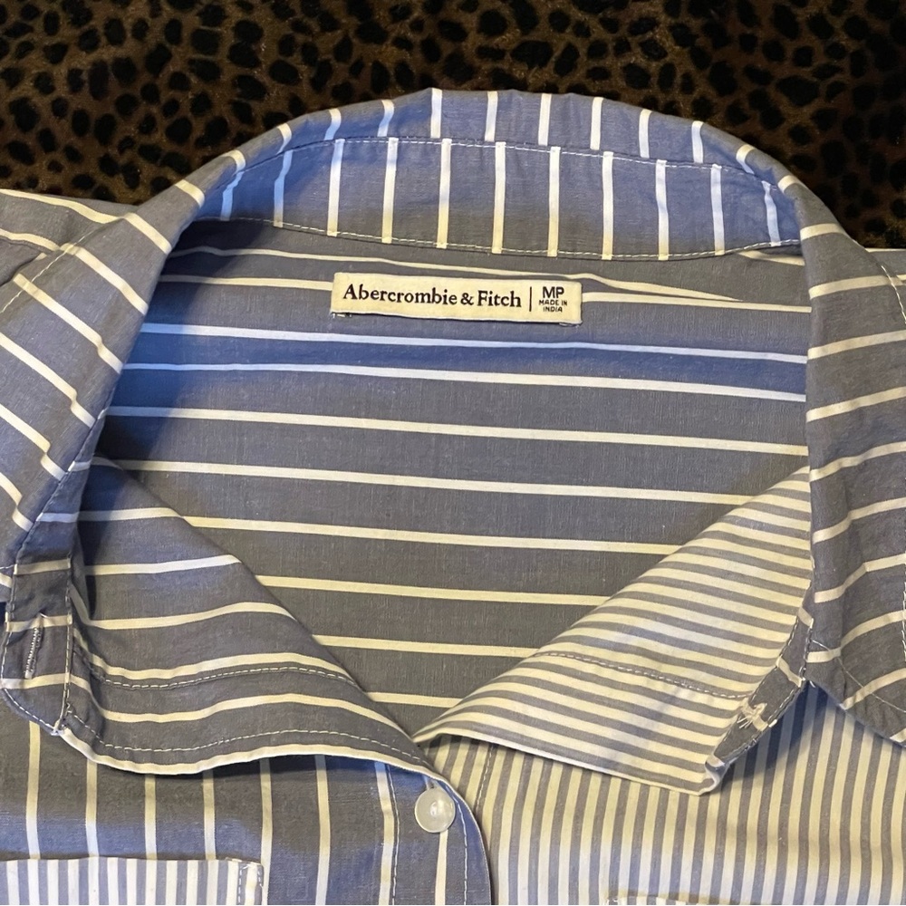 Abercrombie & Fitch Button Up T-shirt Dress - Picture 4 of 4